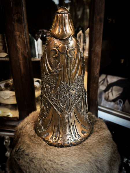 Danu Statue - Bronze