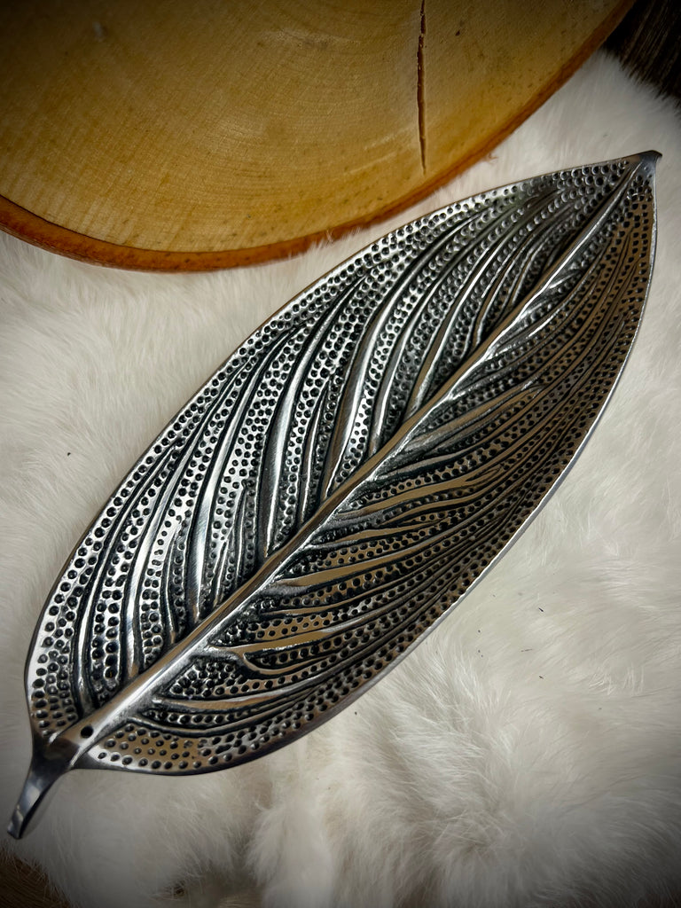 Aluminum Leaf Incense Holder