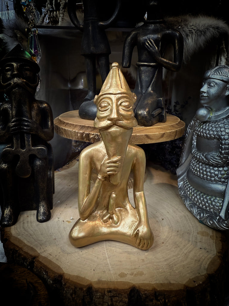 Replica Freyr Statue