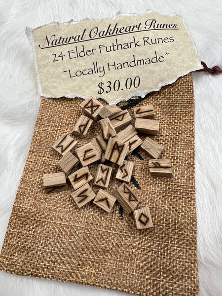 Oak Heart Rune Set - Elder Futhark