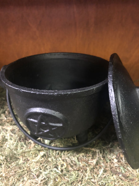 5" Cast Iron Cauldron with Lid and Pentacle