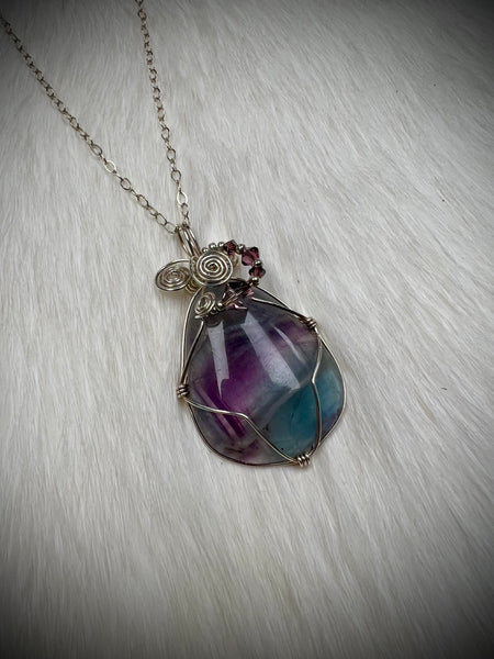 Fluorite Pendant Necklace (N2441)