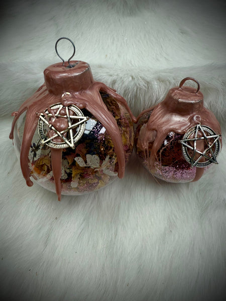 Intention Globe - Love