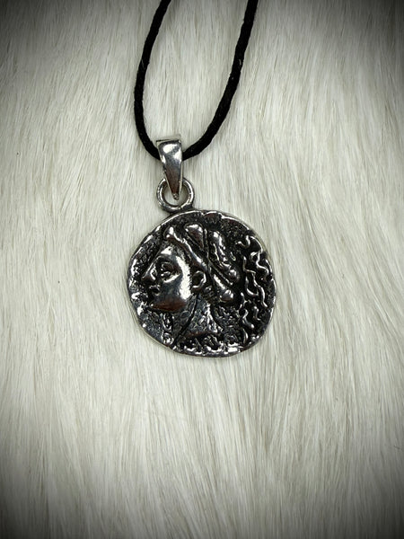 Aphrodite Pendant Necklace