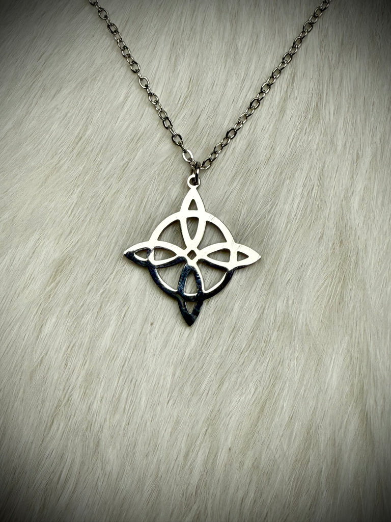 Witch’s Knot (Hexefus) Necklace