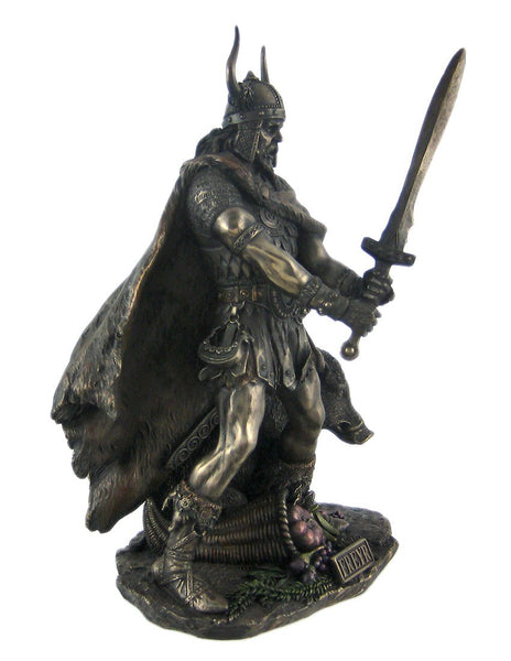 Freyr Statue