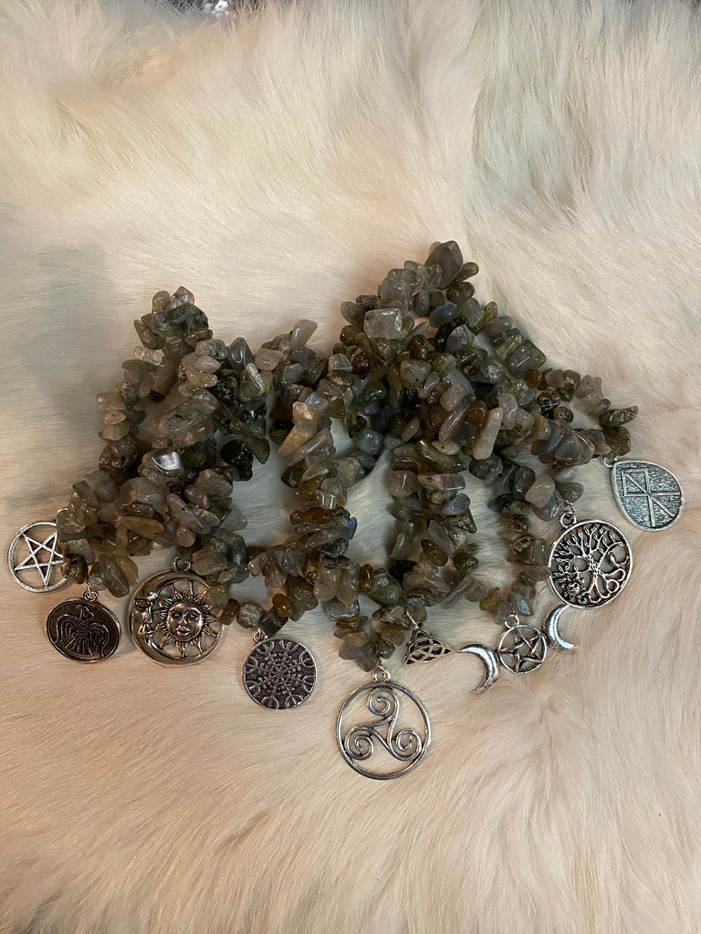 Labradorite Chip Stone Bead Bracelet with Charm