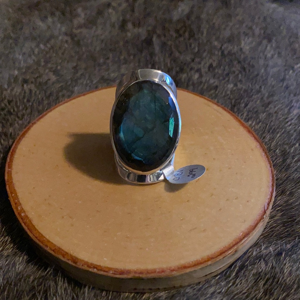 Sterling Silver Faceted Labradorite Ring