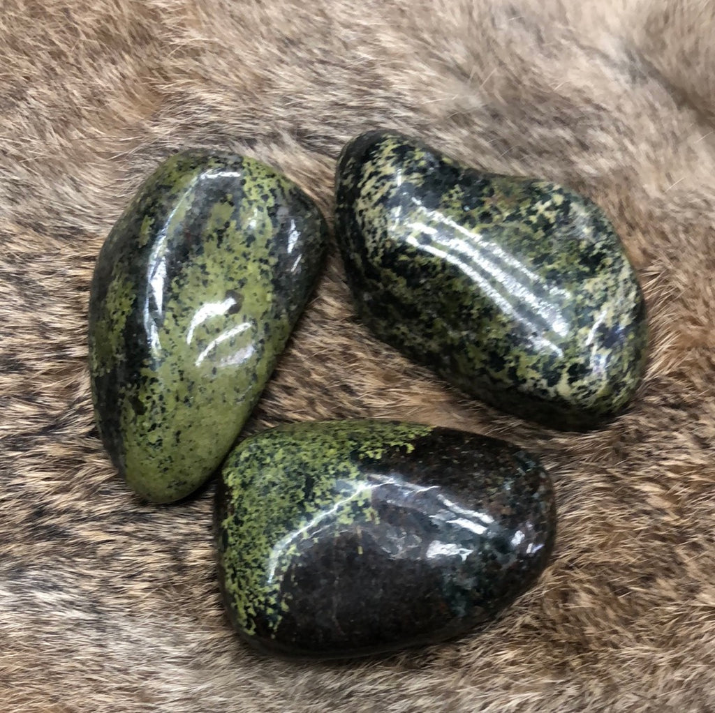 Nephrite Jade Palm Stone