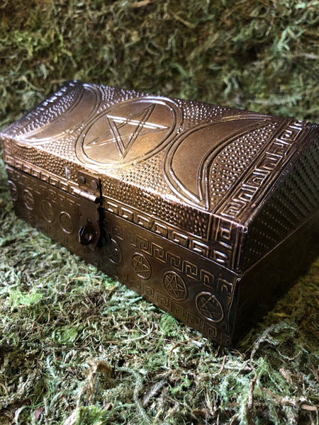 Triple Moon Pentacle Box