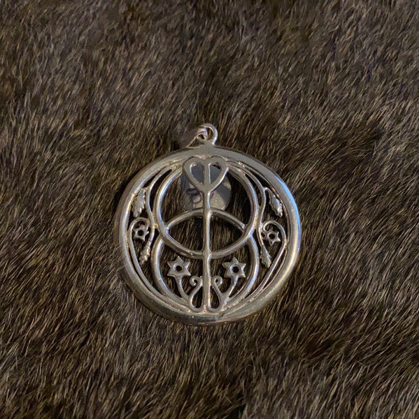 Sterling Silver Chalice Well Pendant