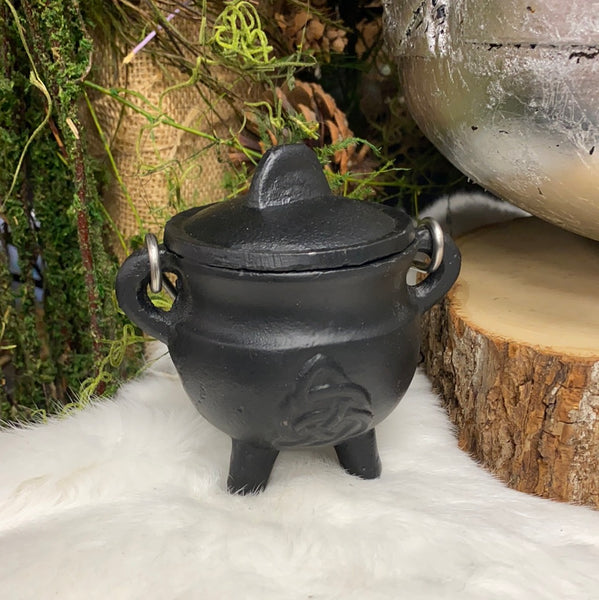 3” Triquetra Cast Iron Cauldron with Lid