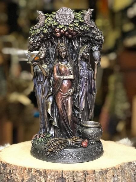 Maiden, Mother, Crone Statue